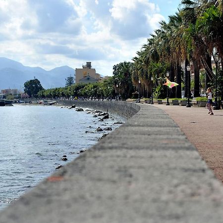 Home Square Milazzo Buitenkant foto